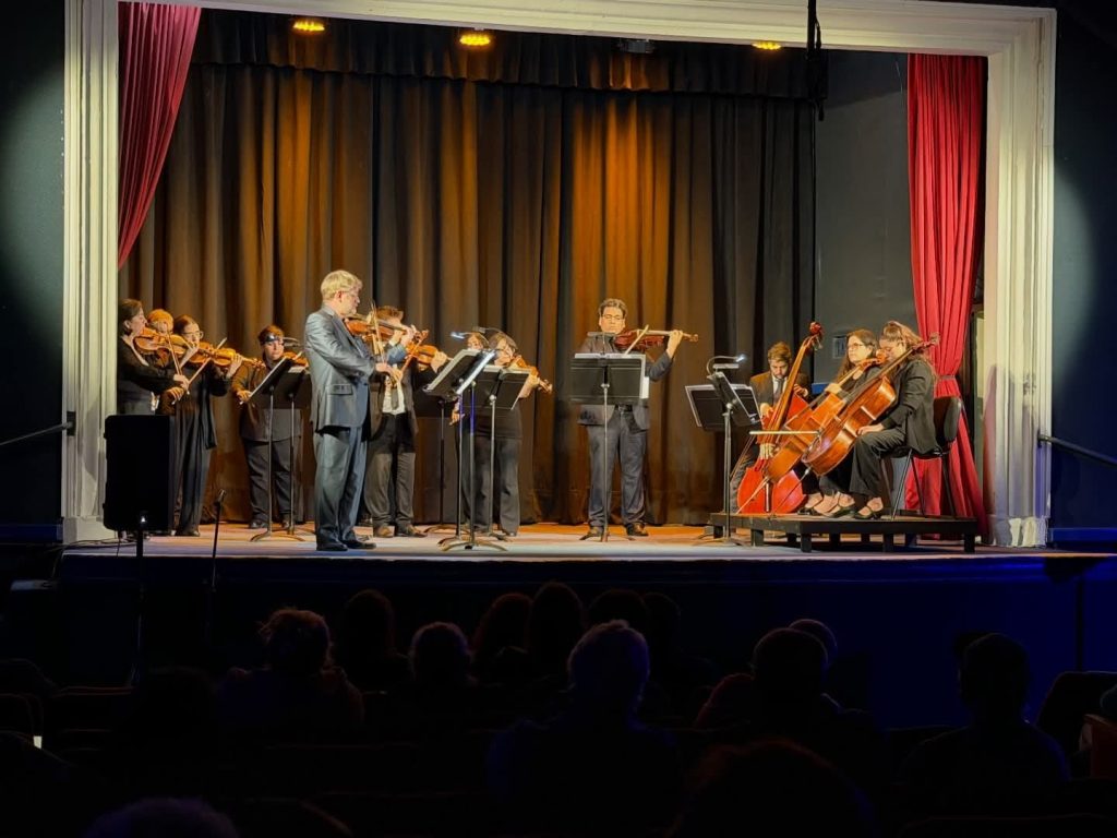 “Las Cuatro Estaciones” emocionó al público en el Teatro Municipal de Maule
